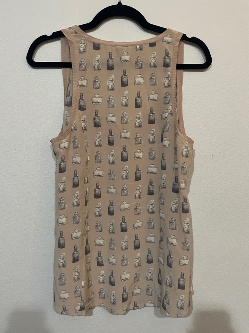 Women’s Joie Beige Perfume Bottle Print Scoop Neck Tank - Picture 6 of 6